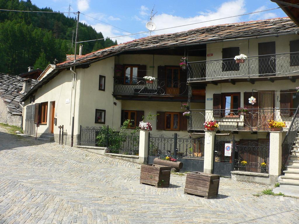 Appartamento Dal Maestro Serafino Pragelato Szoba fotó